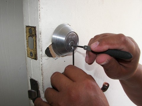 Are You a Locksmith? We Want To Hear From You!